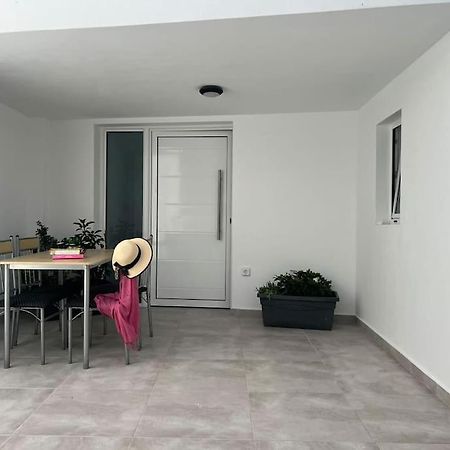 Villa Family Emborió Kültér fotó